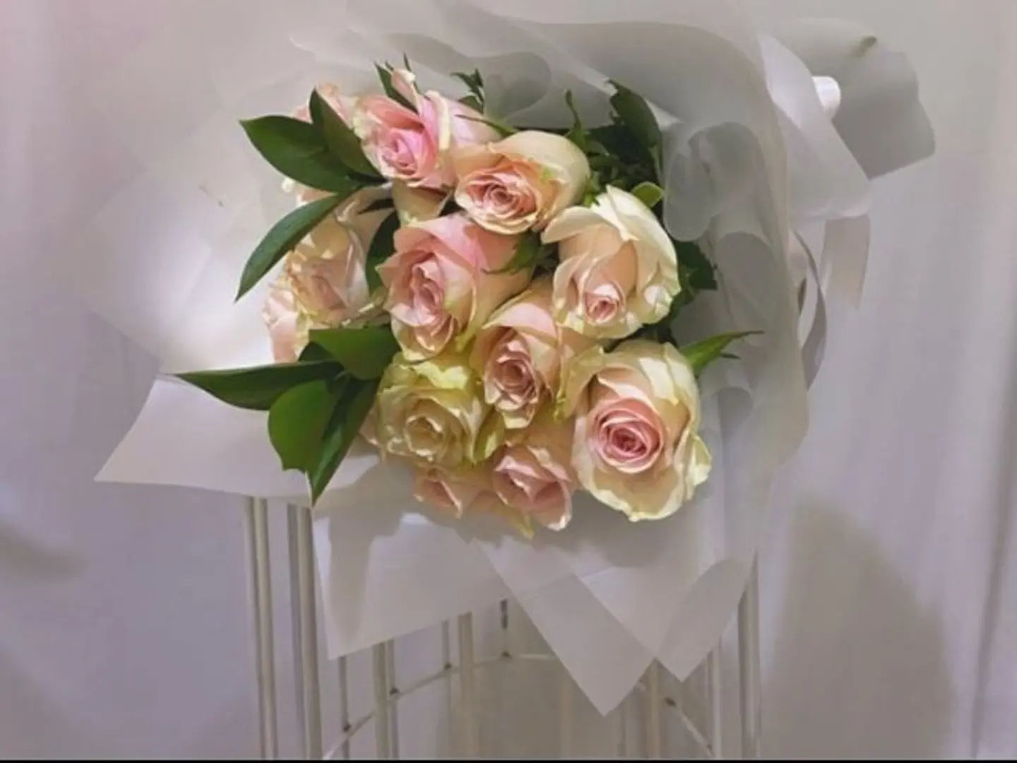 باقة الجوري الابيض