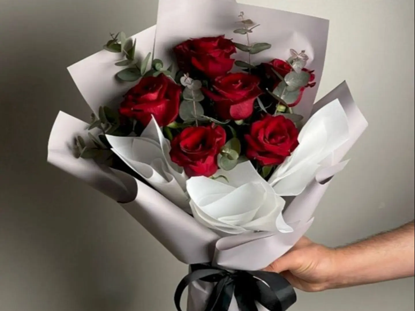 باقة الجوري الاحمر