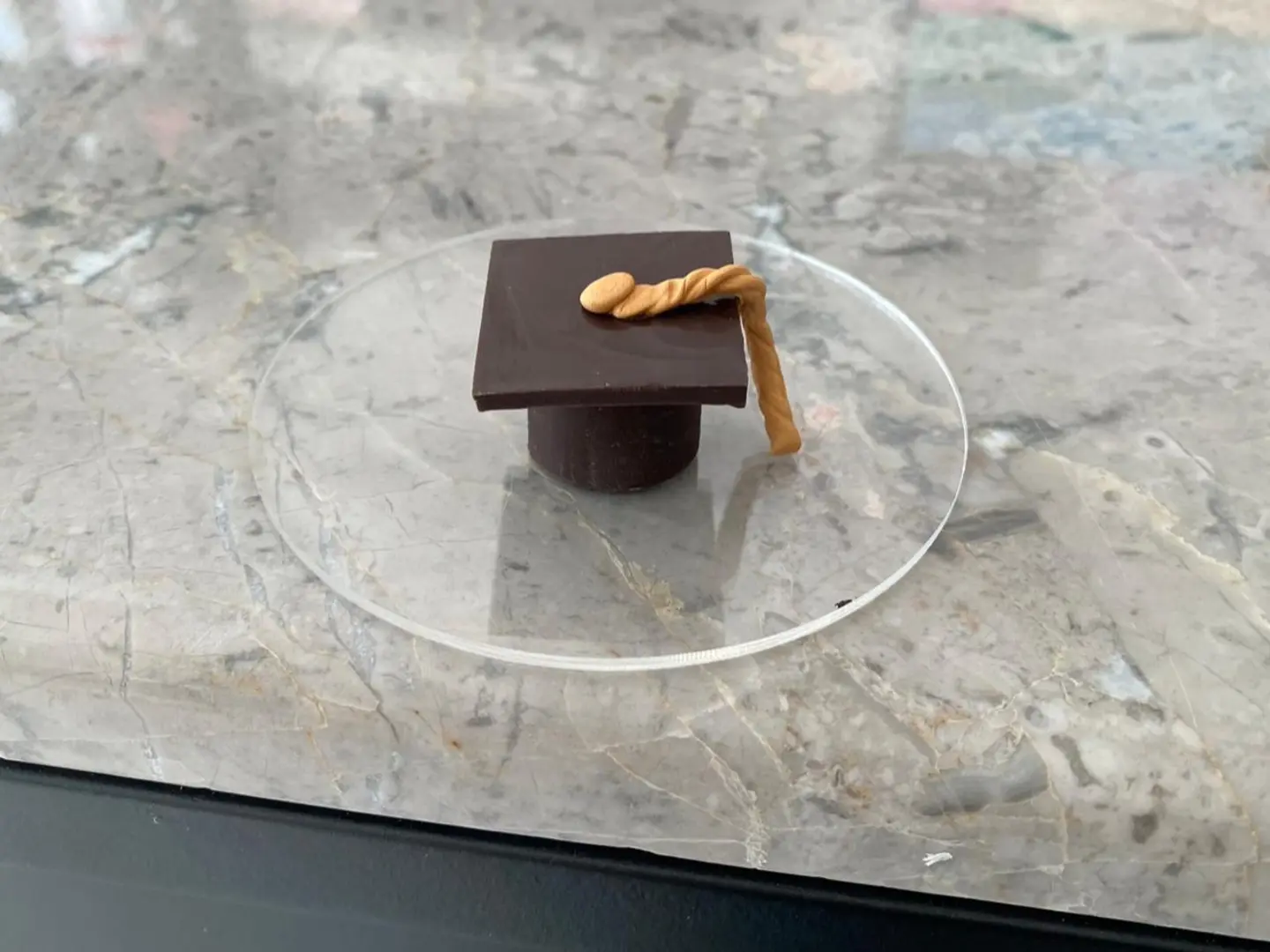 قبعة التخرج (صغير)