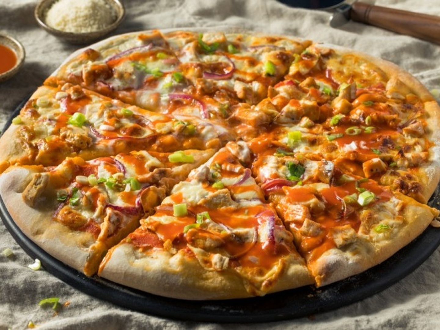 Large Chicken Pizza