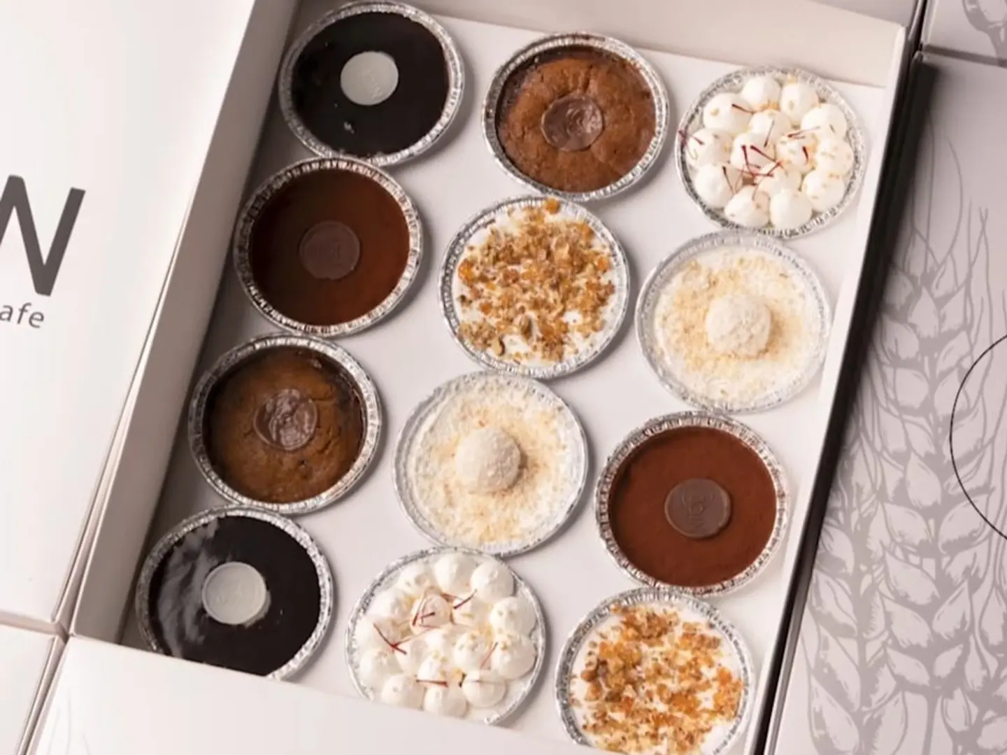 Mix Mini Cakes