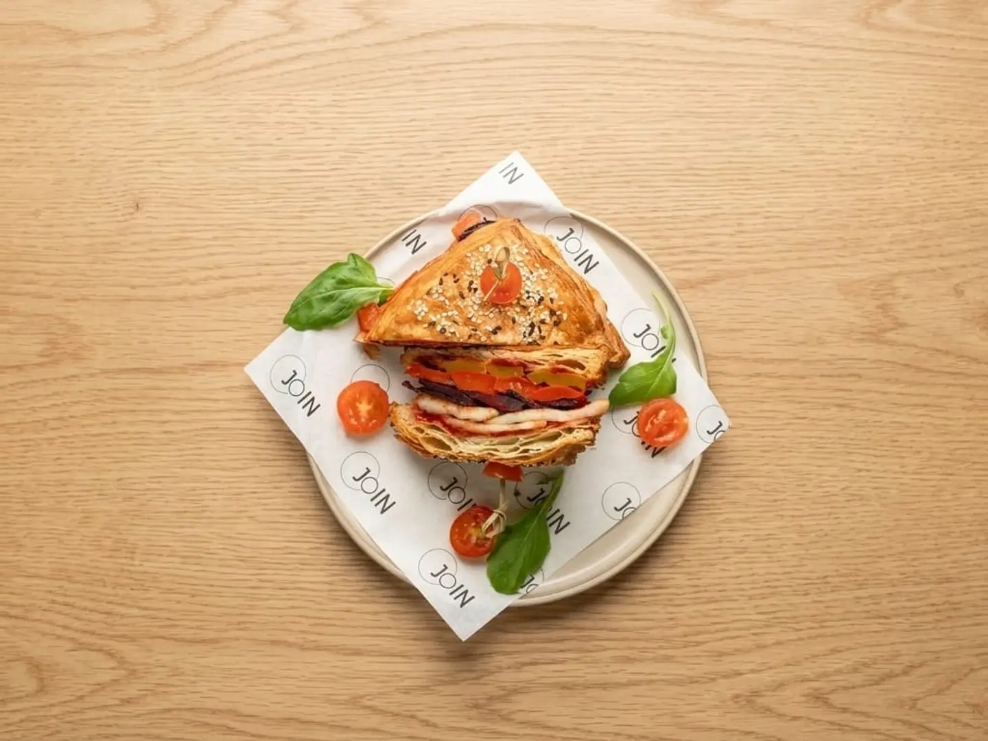 Beetroot Halloumi Sandwich With Coffee