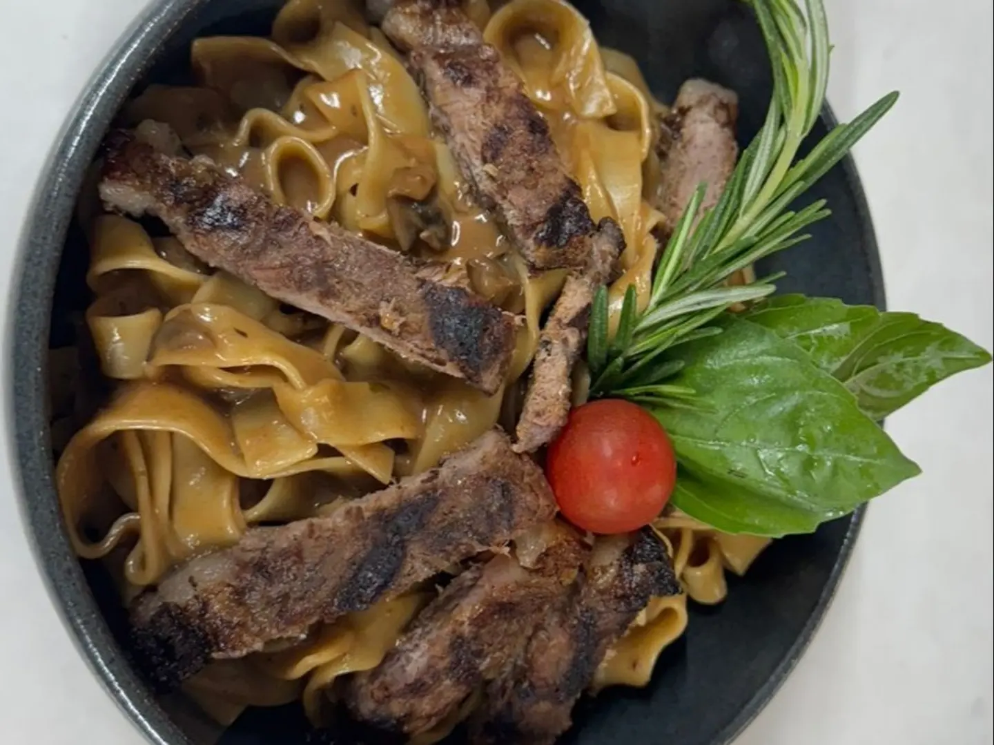 Fettuccine Steak Pasta