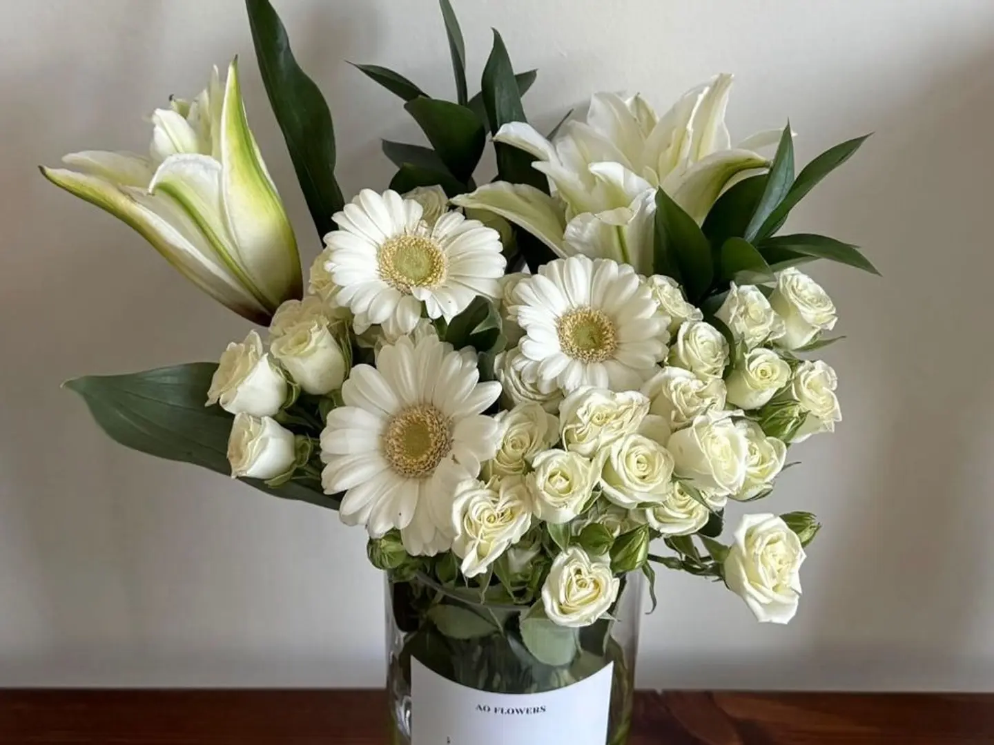 فازه الجمال الابيض