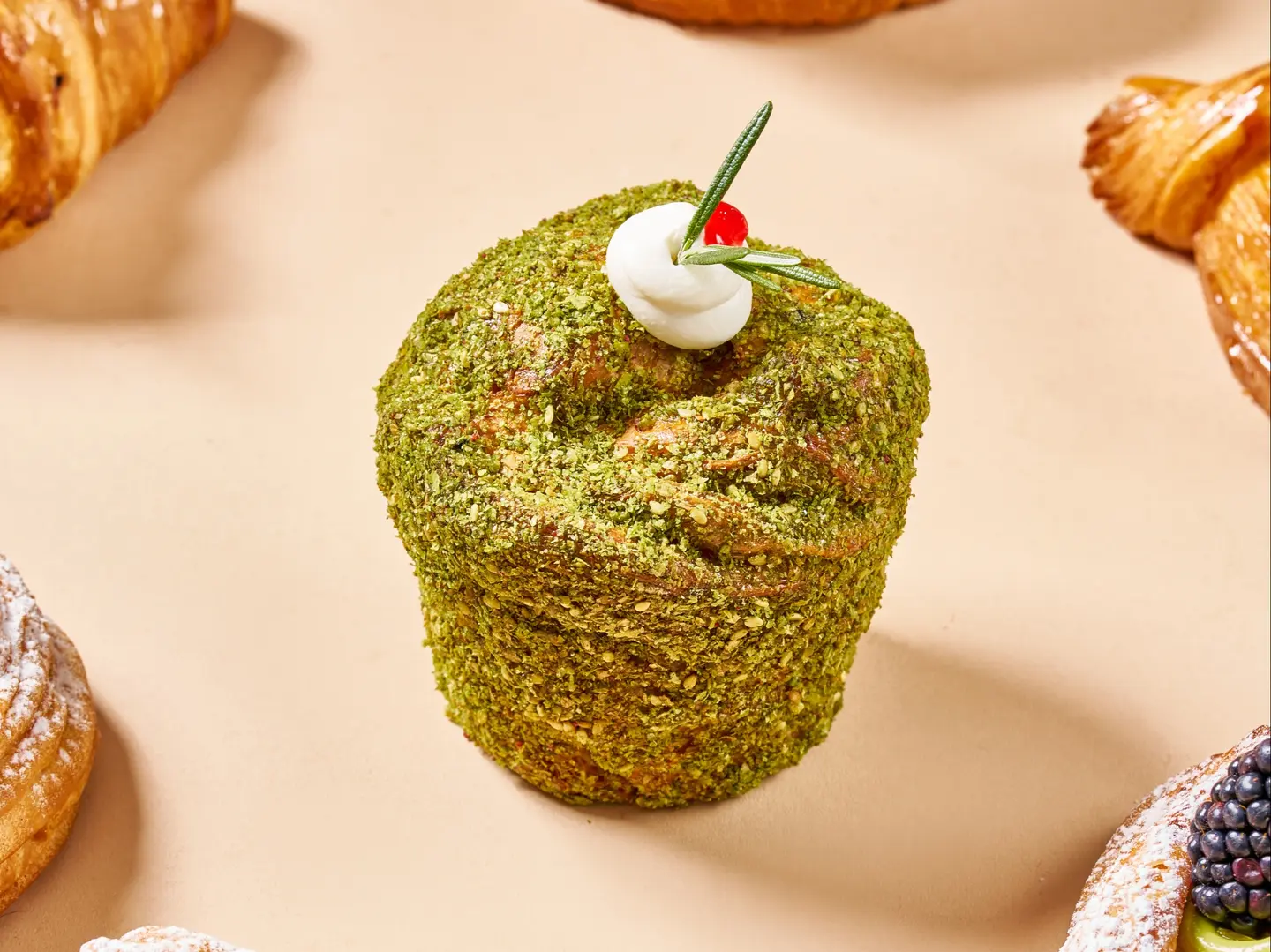 كب الزعتر و اللبنة