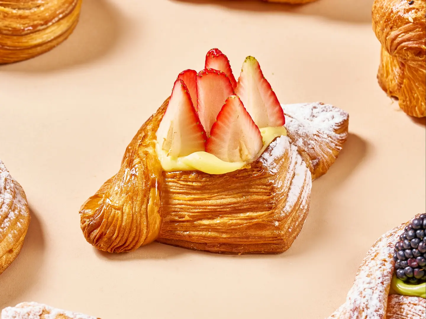 دانيش الفراولة