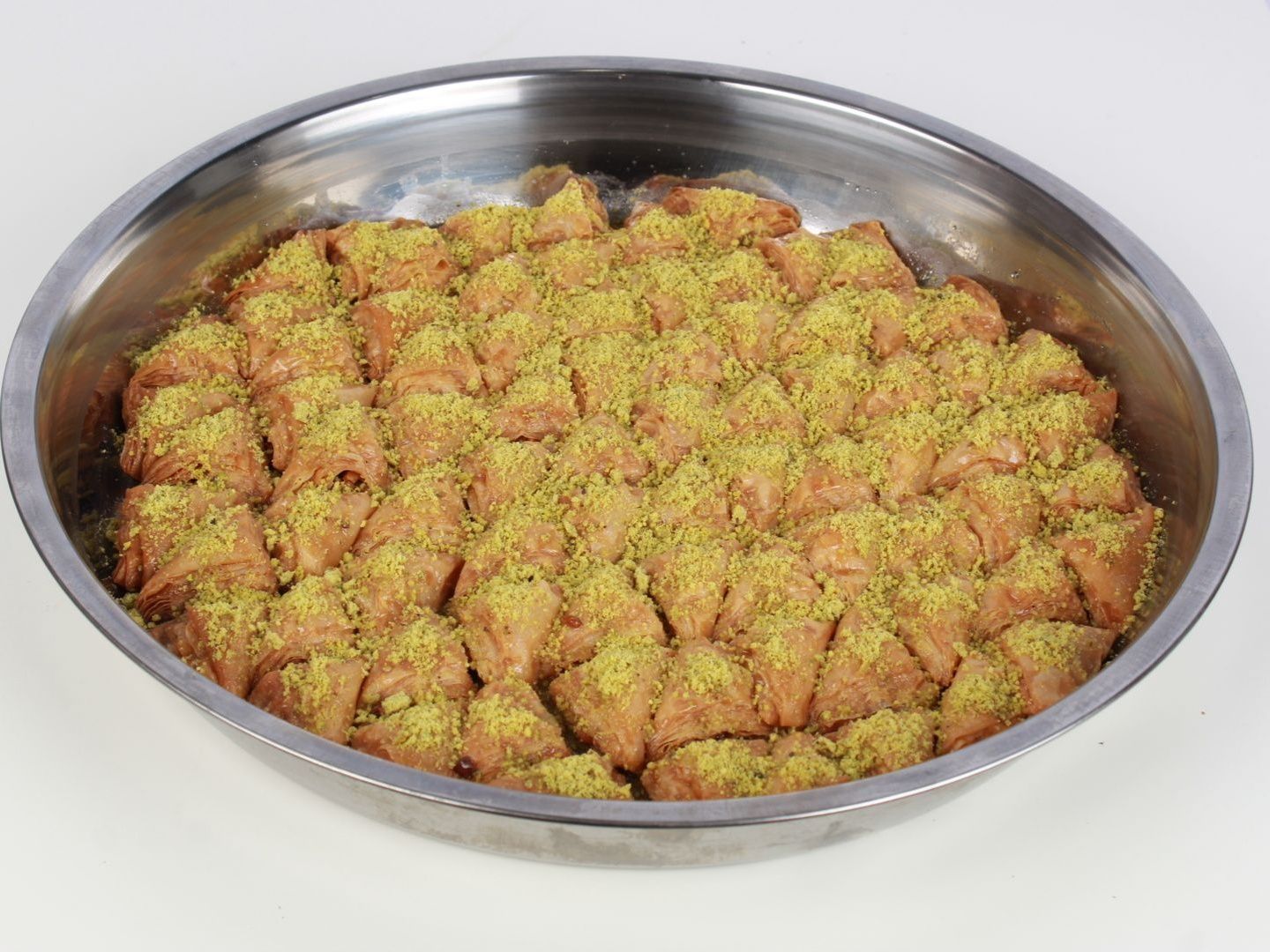 صينية بقلاوة واحة الما