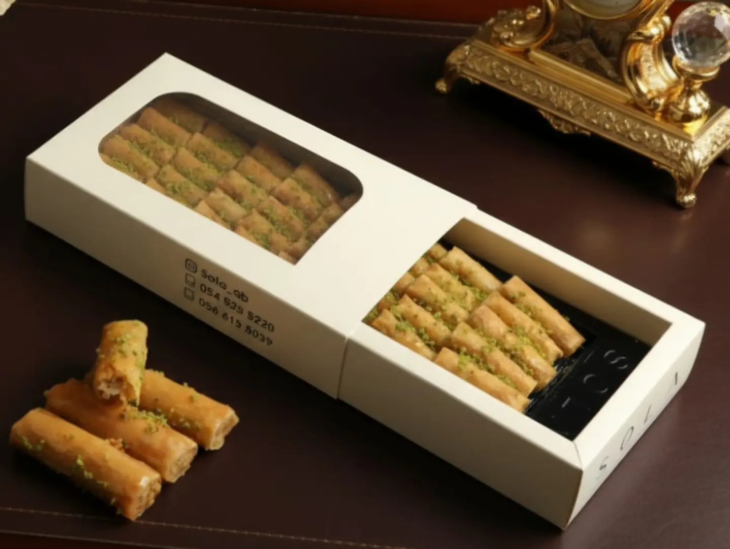 Sola Baklava