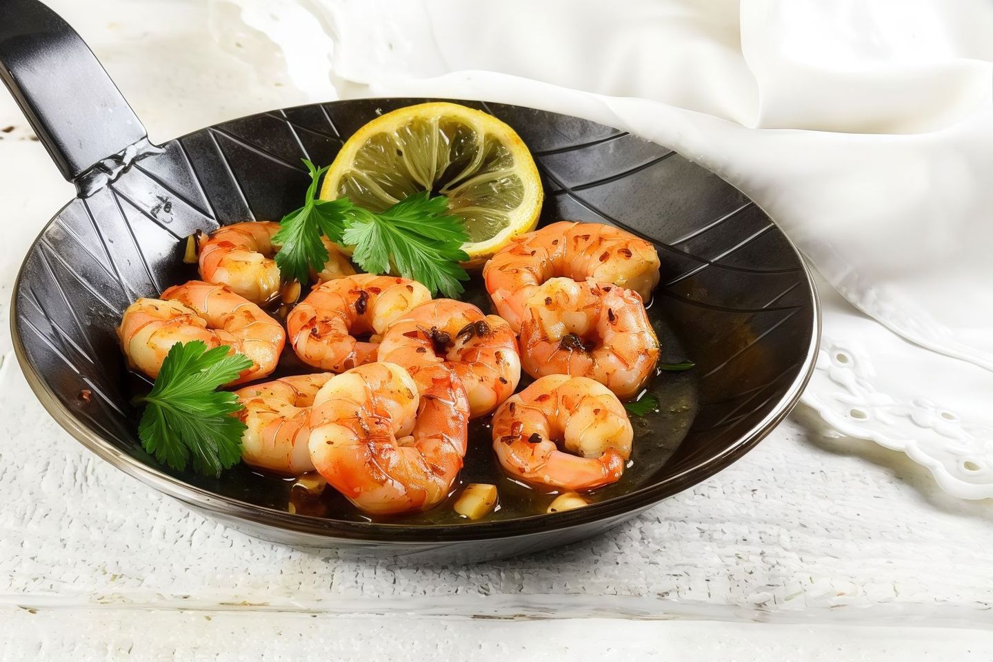 Shrimp With Garlic And Black Pepper