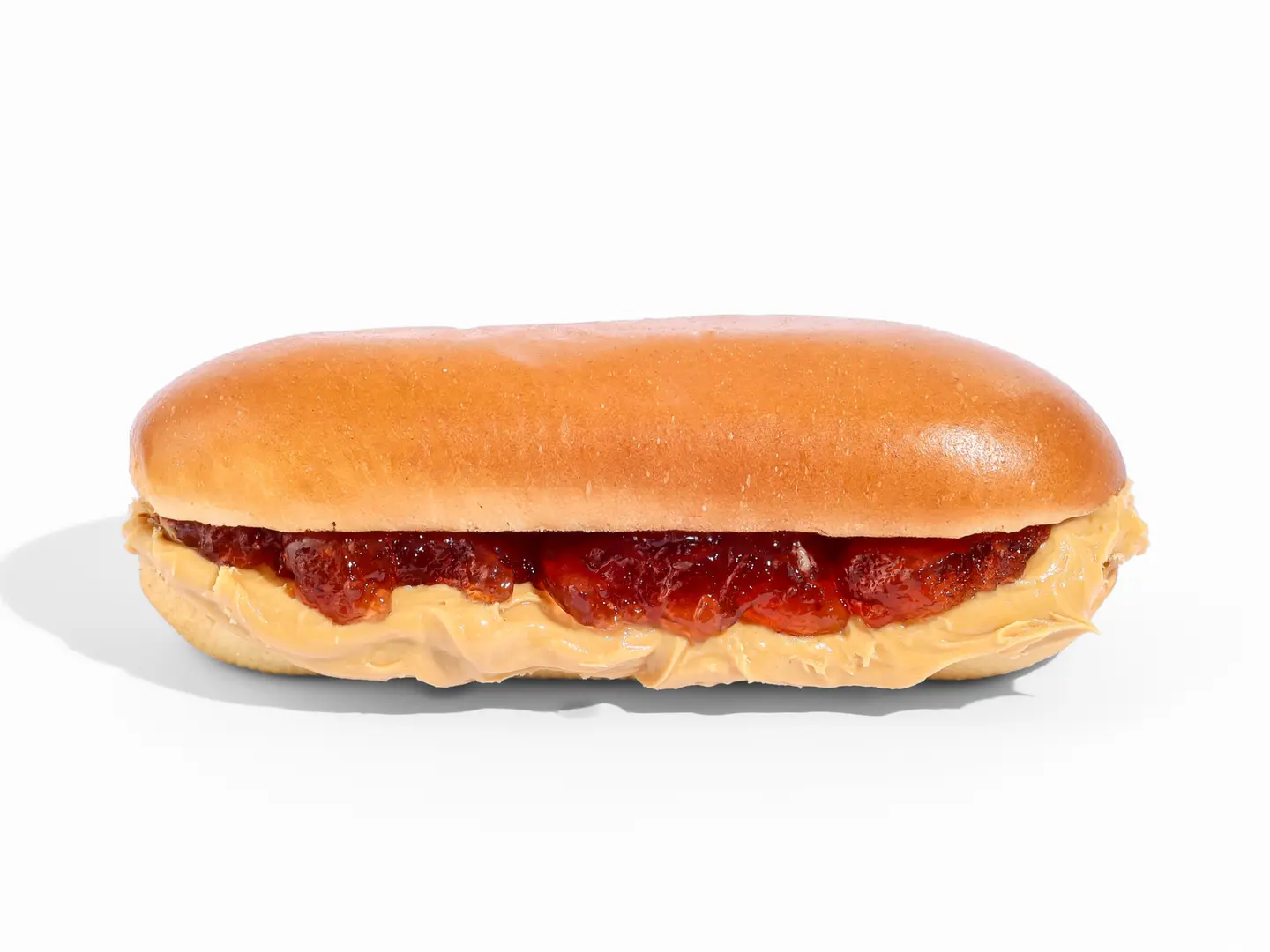 ساندويتش زبدة فول سوداني و مربى