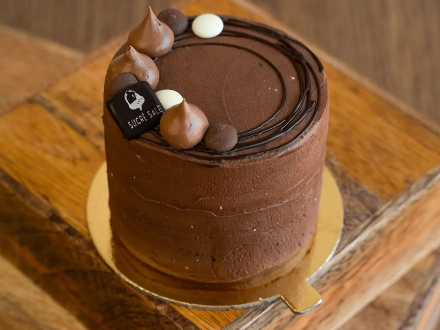 Chocolate Praline Cake