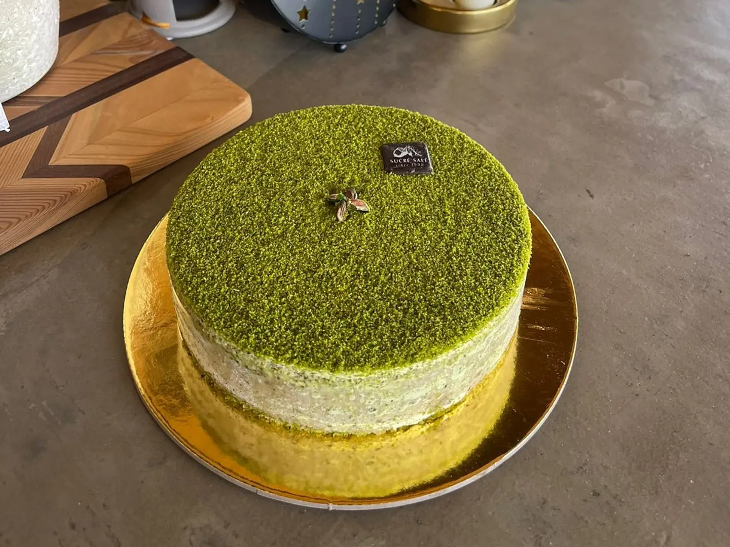 كيكة موس الفستق