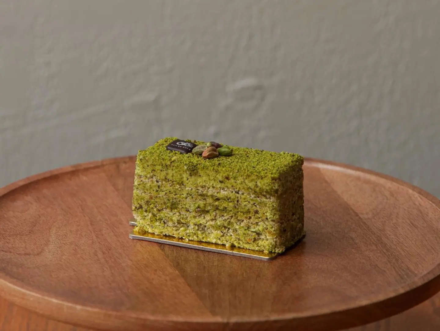 Pistachio Mousse Cake - Mini