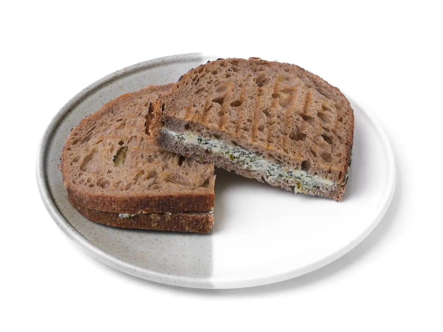 ساندوتش جبنة الفيتا والسبانخ