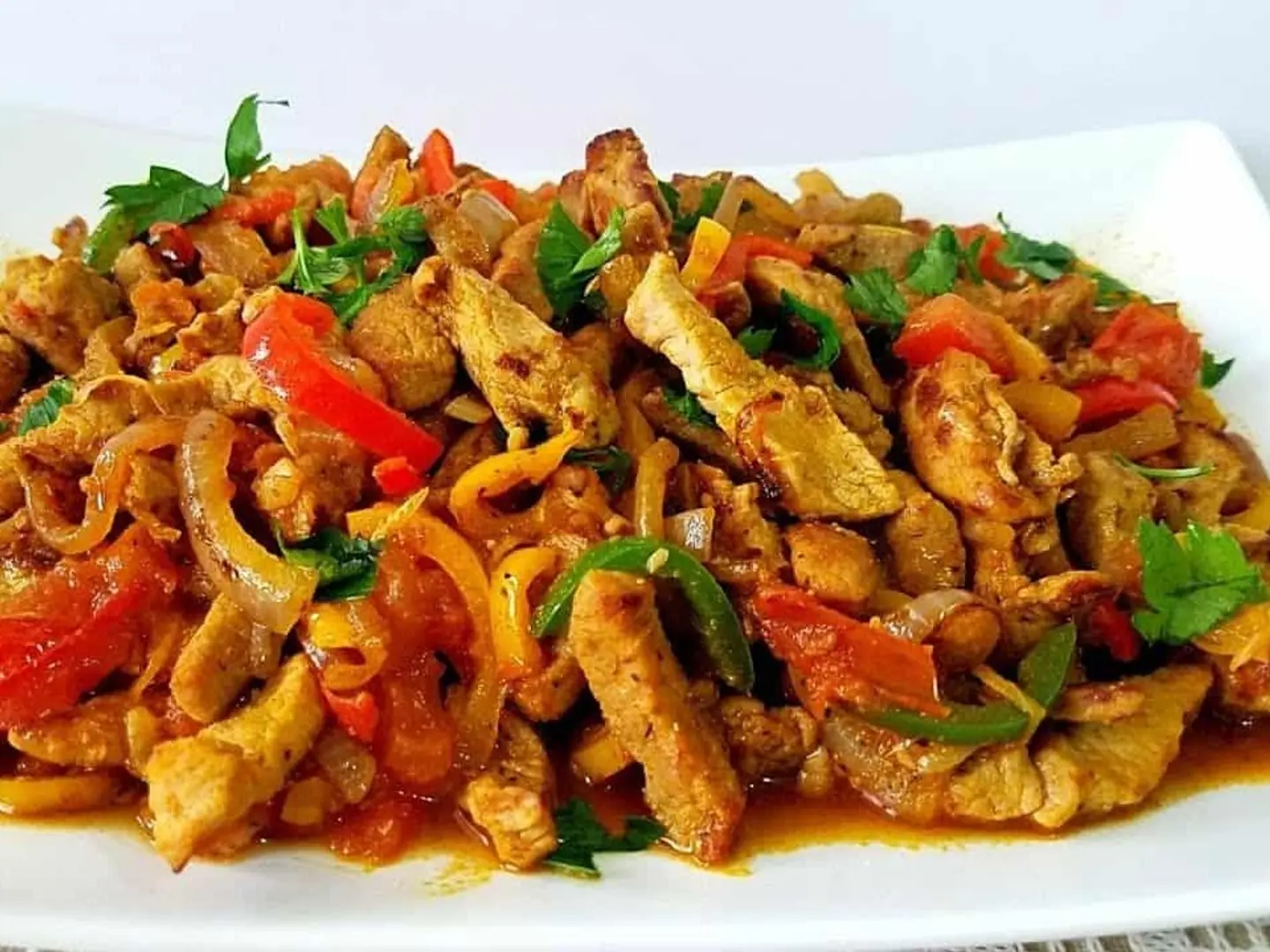 صحن مقلقل دجاج