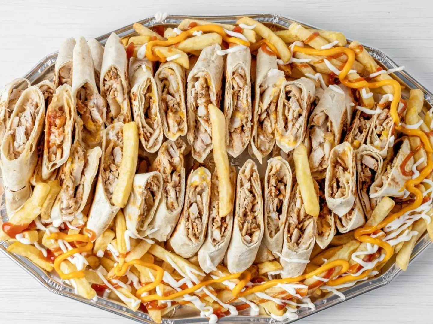 صحن شاورما عربي عائلي