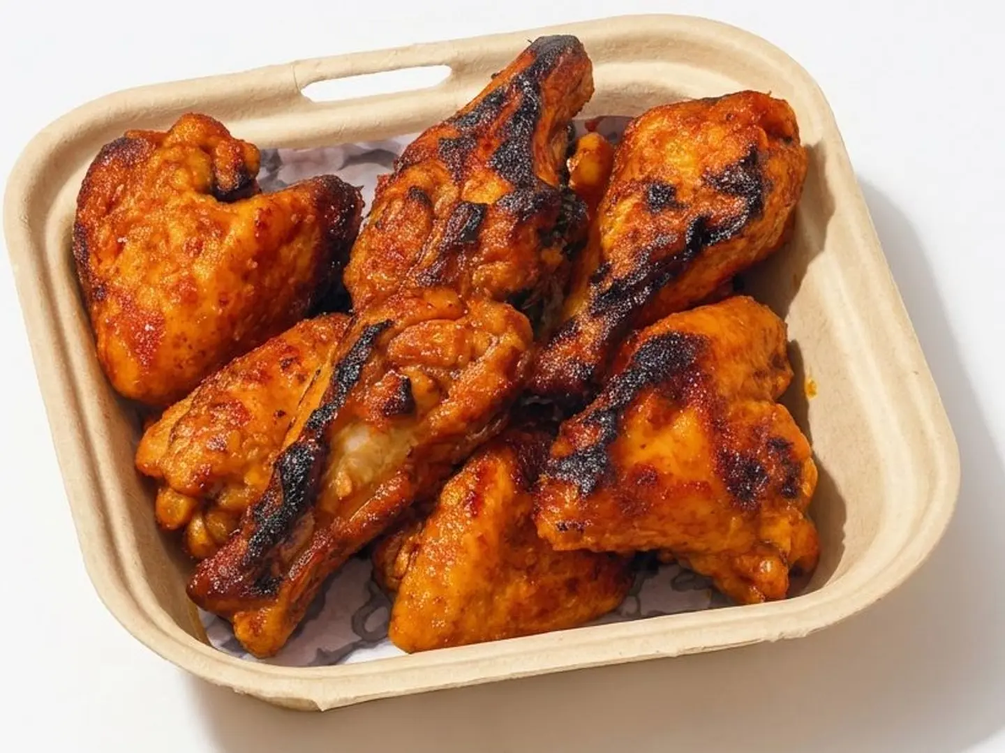 6 قطع اجنحه مشويه علي الفحم حار