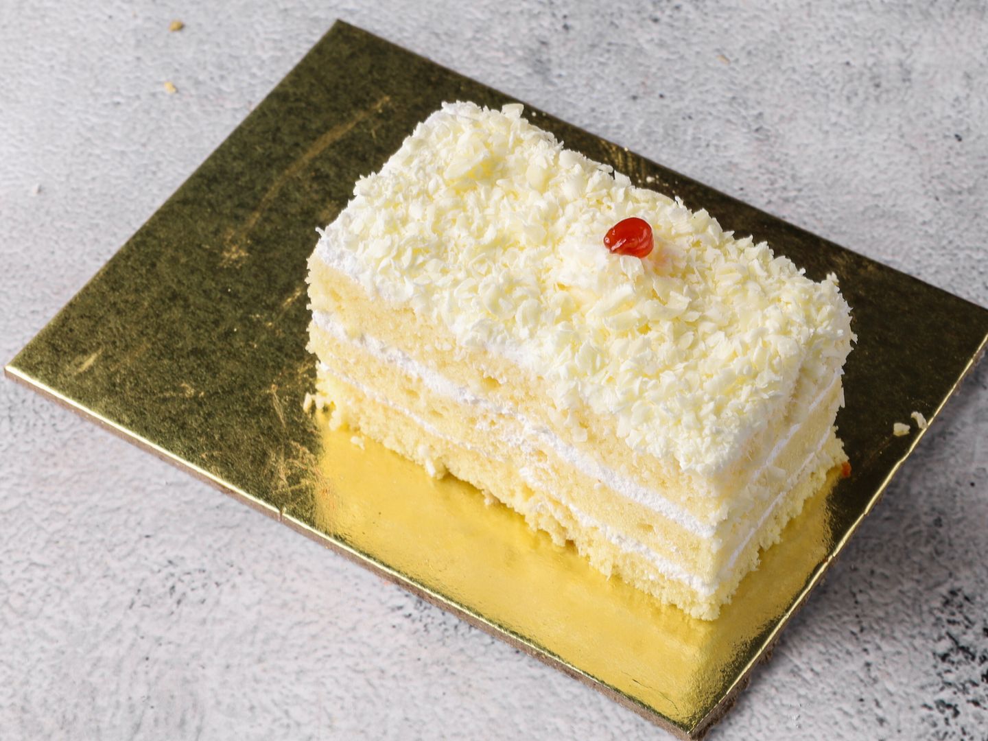 White Feast Cake