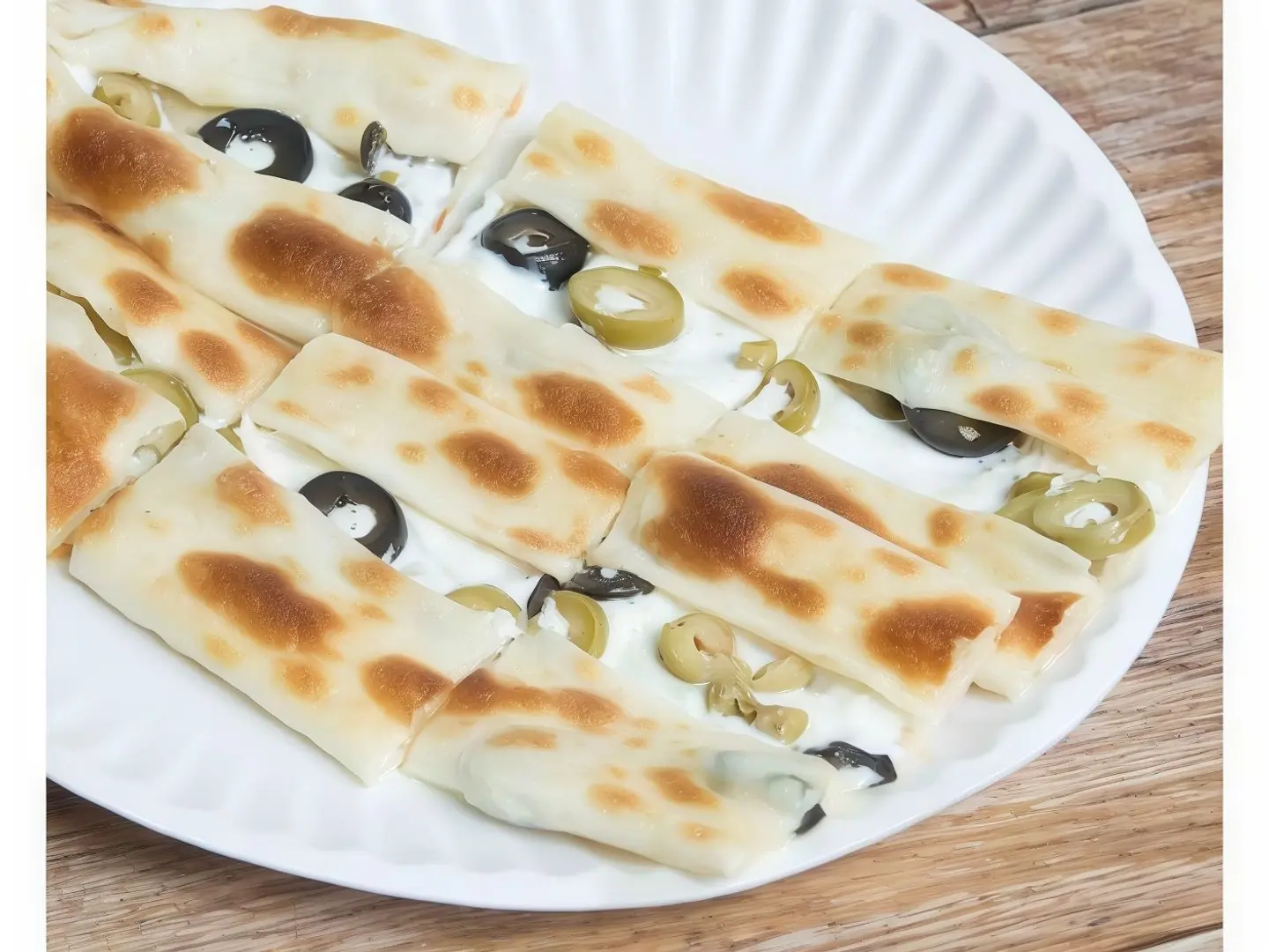 لبنة بالزيتون