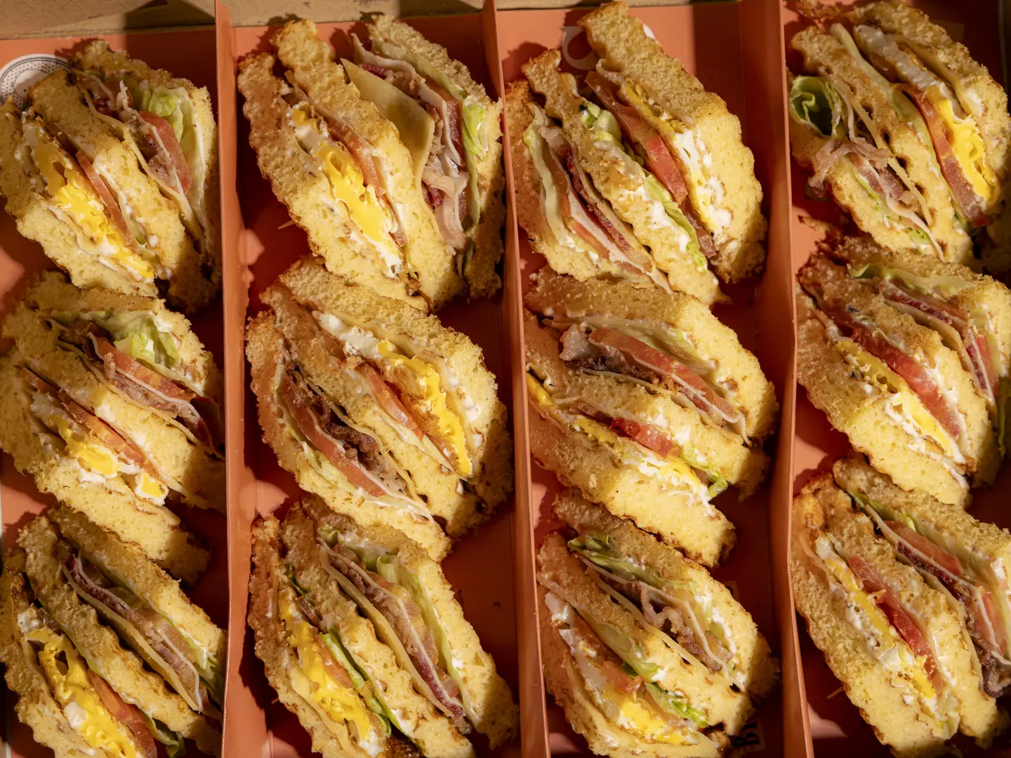 بریکی کلب باکس