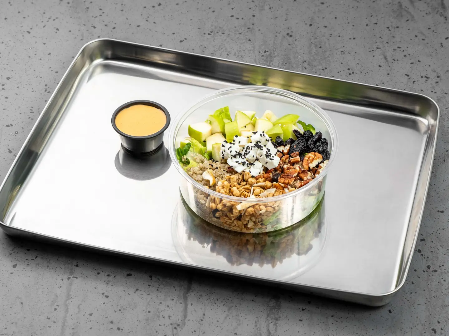 جرانولا سالاد