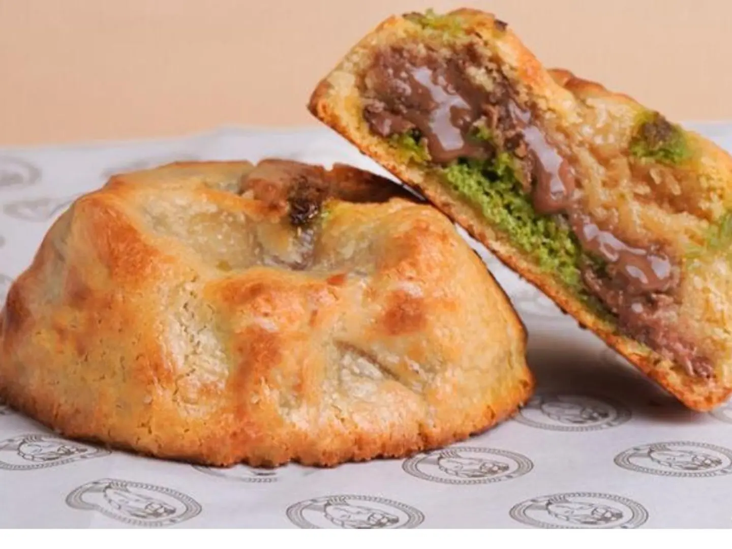 كوكيز بيستاشيو شوكلاتة