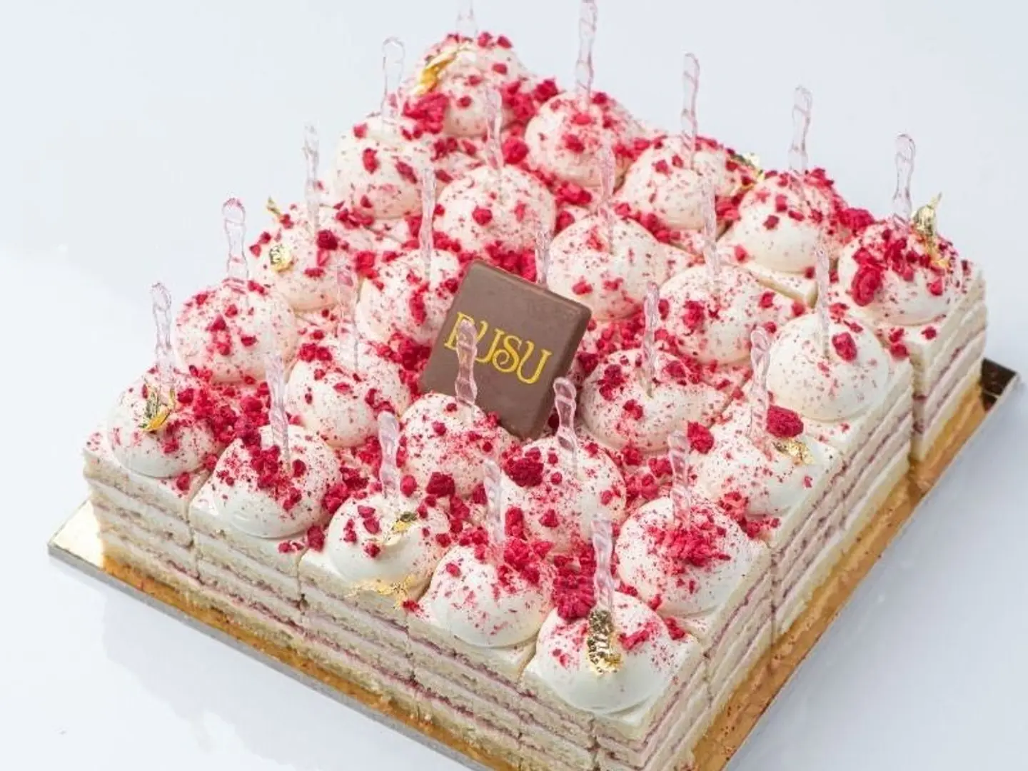 مكعبات ميني كيكة التوت