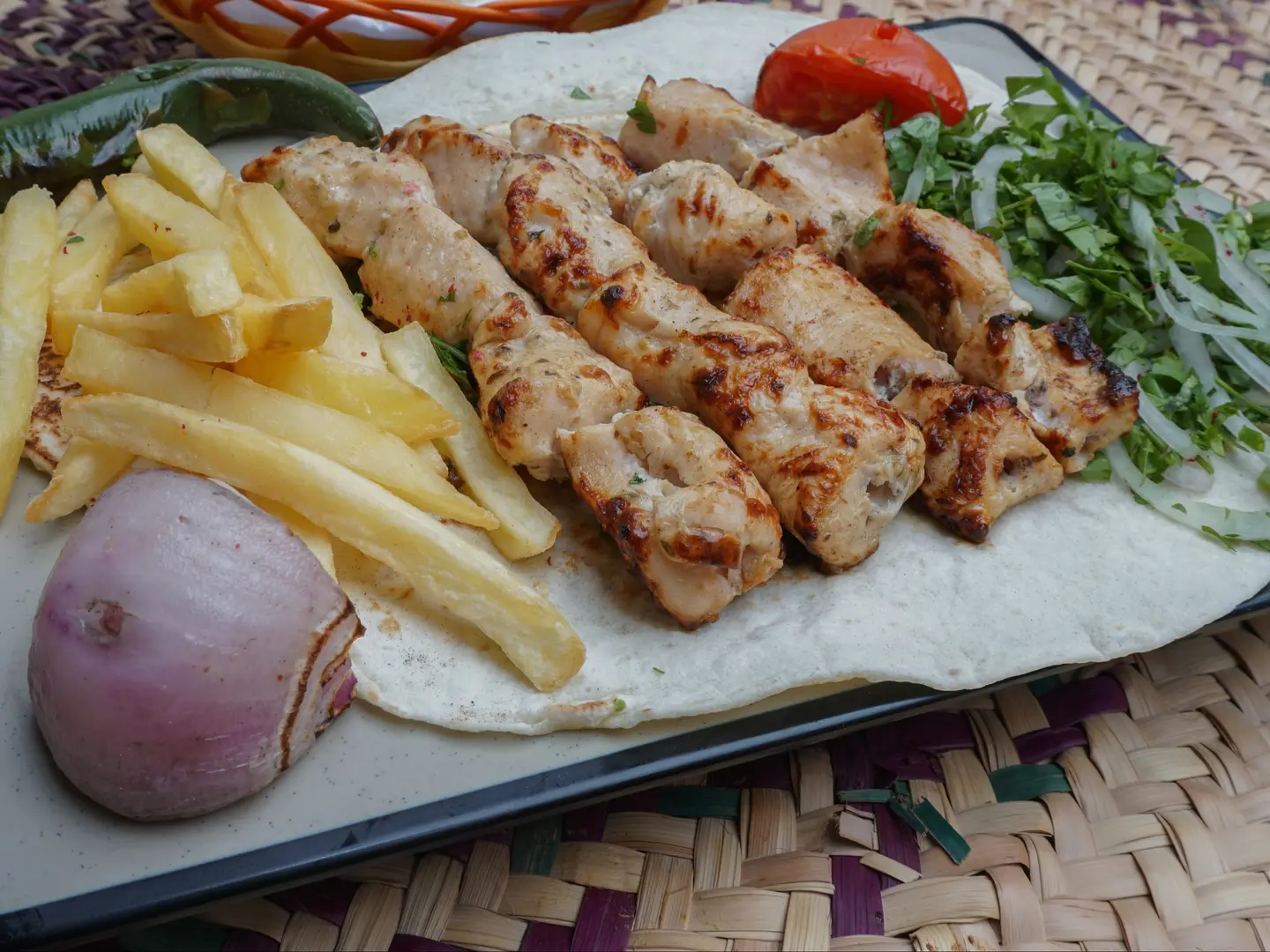 شيش طاوق لبناني