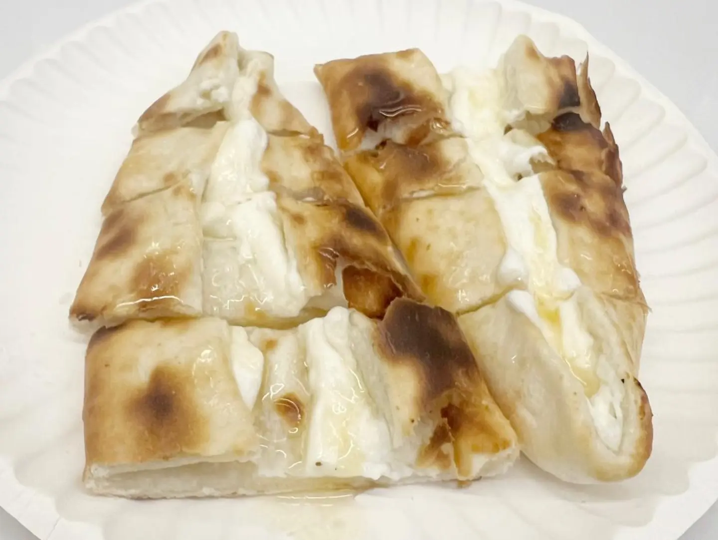فطيرة اللبنة والعسل