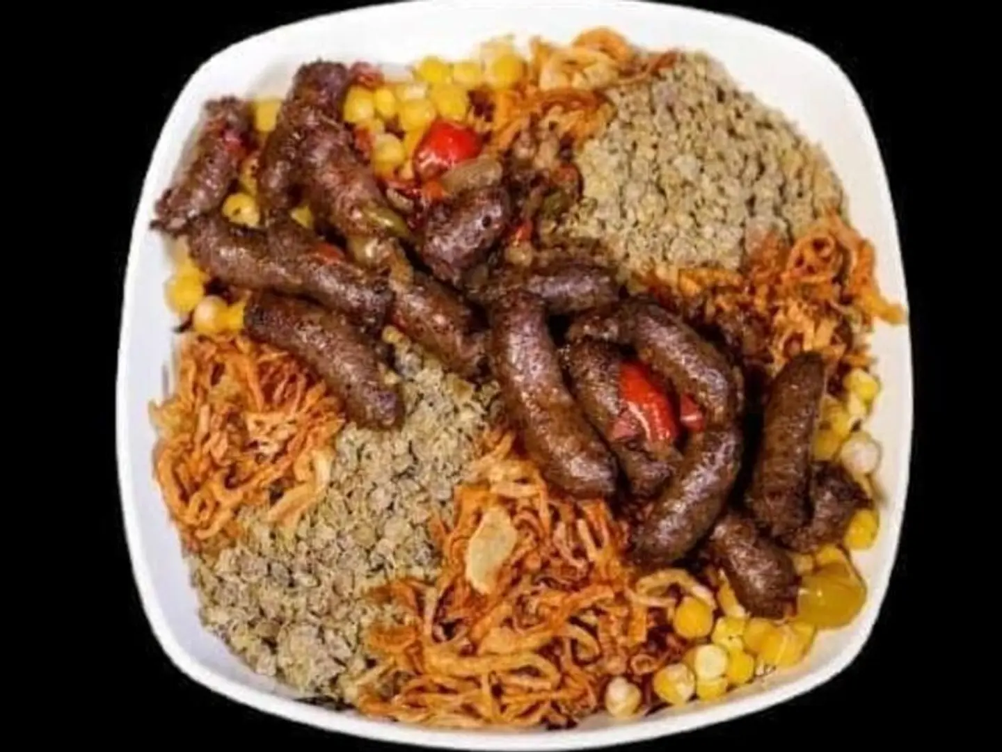 كشري بالسجق