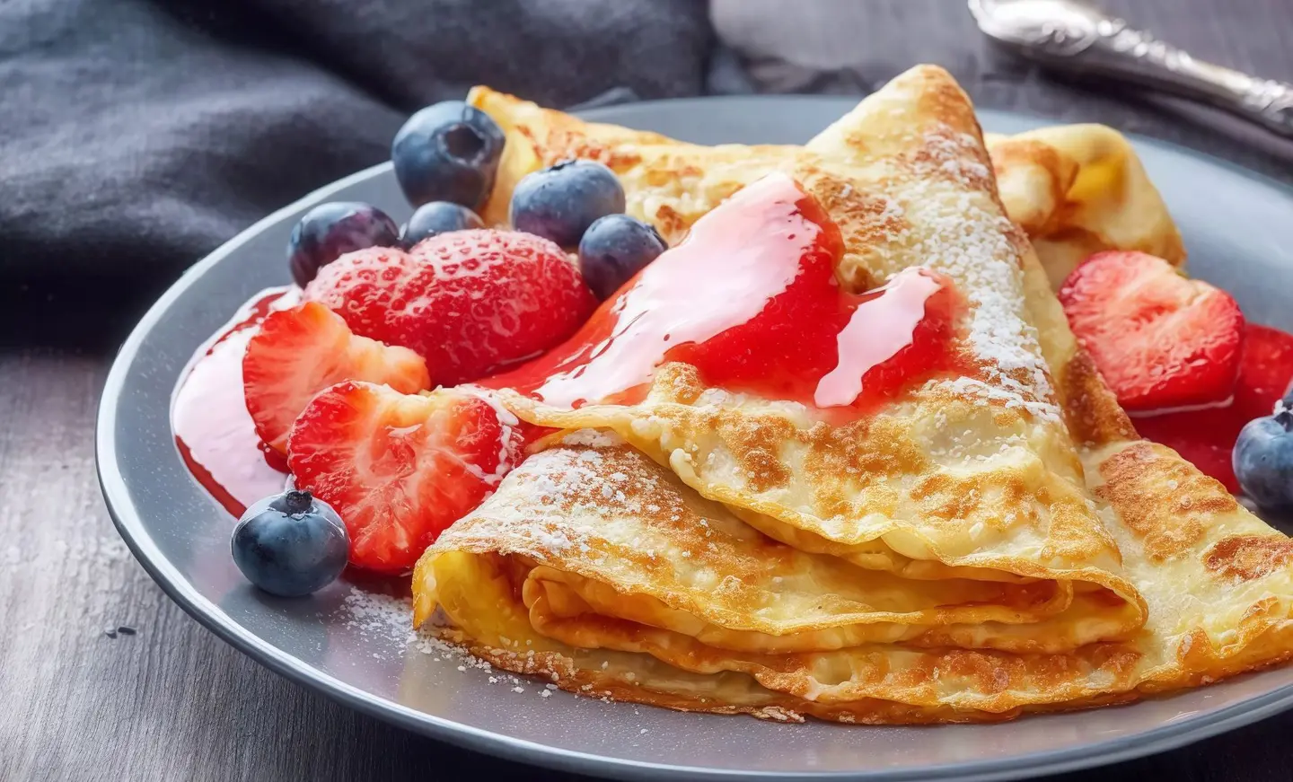 Mixed Fruits Crepe
