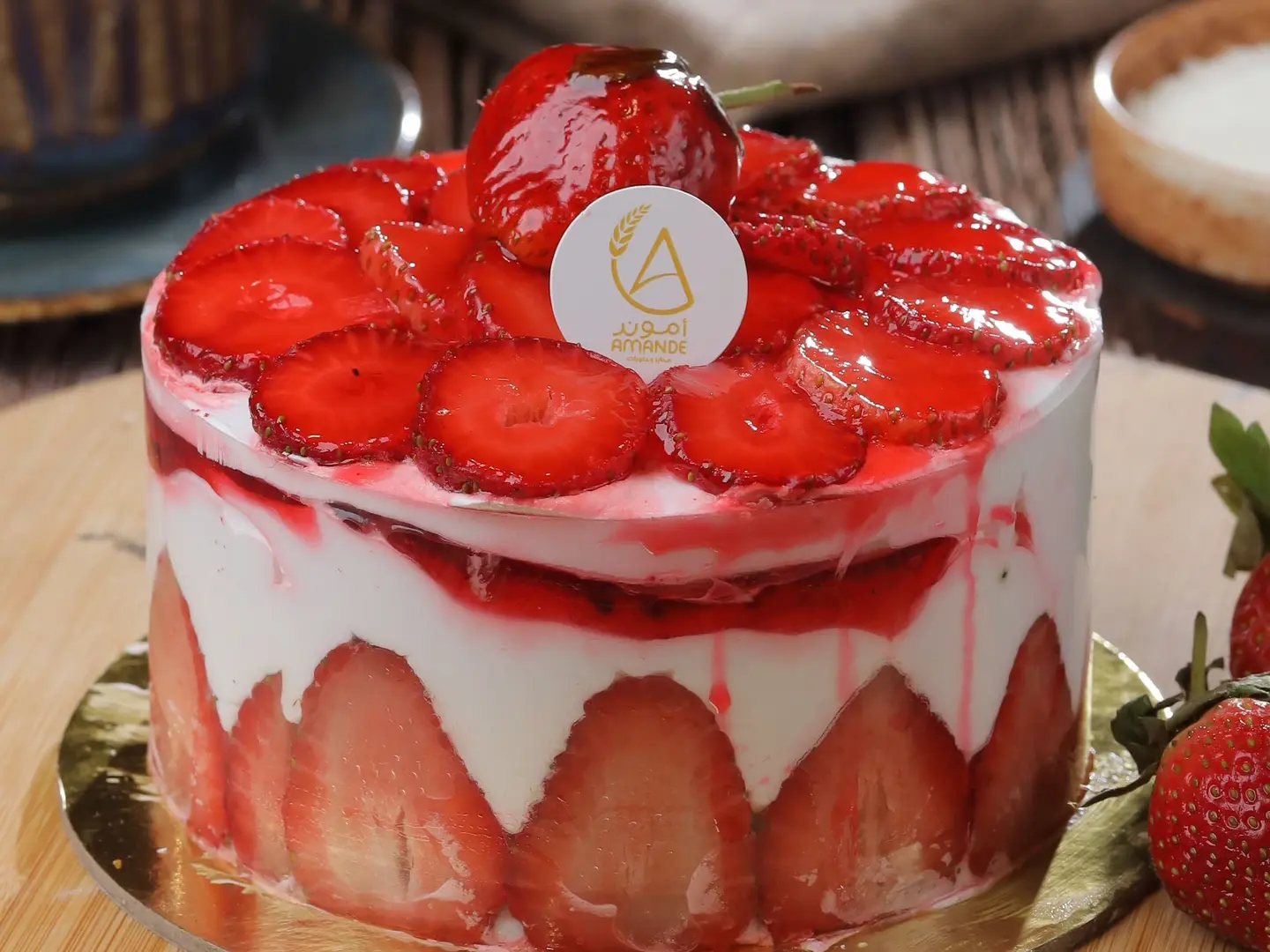 Medium Strawberry Cake