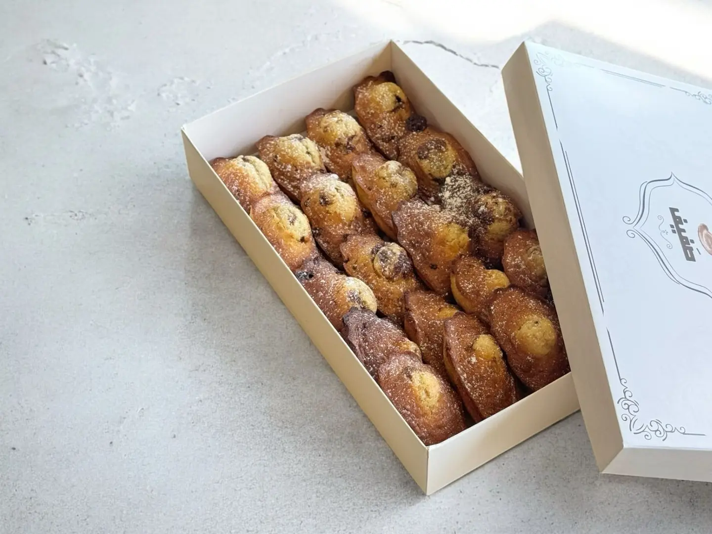 مادلين برتقال وشوكلت