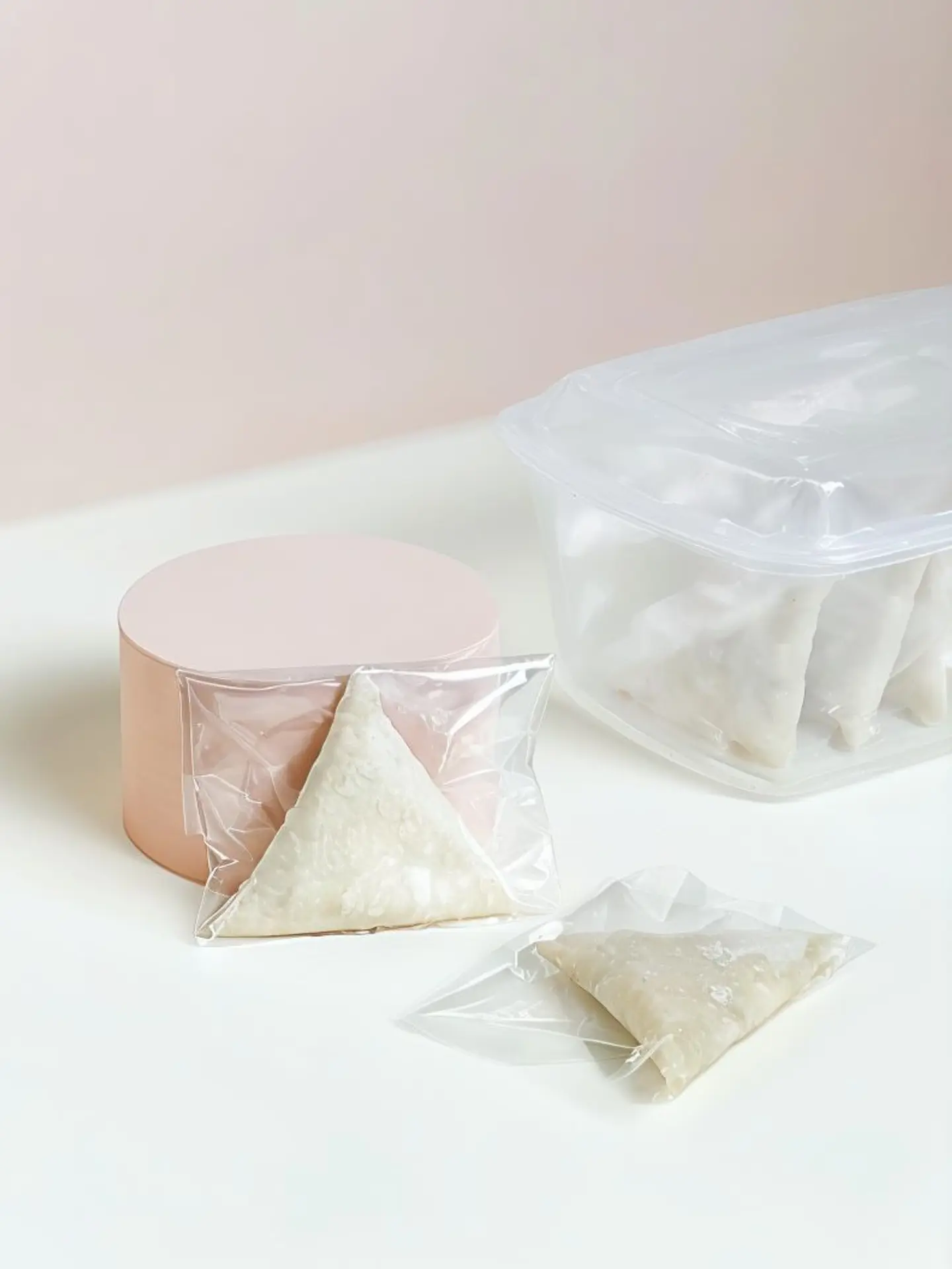 Frozen Musakhan Samosas   30 Pieces