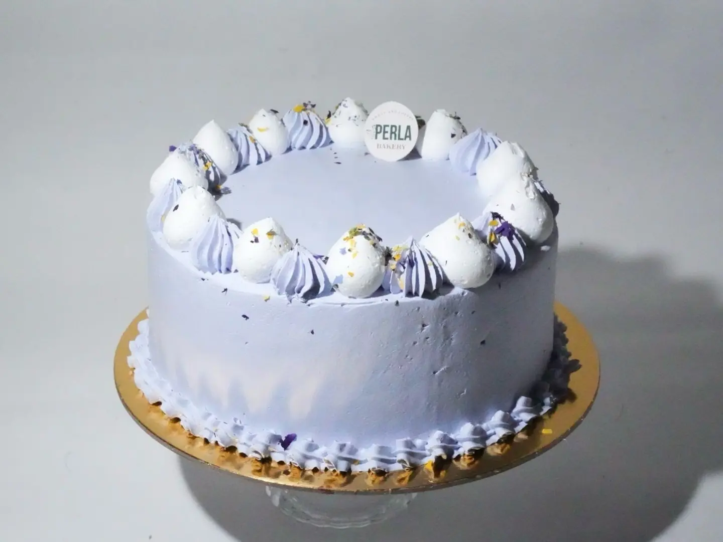 Cake With Lemon And Berry Filling - Size 16