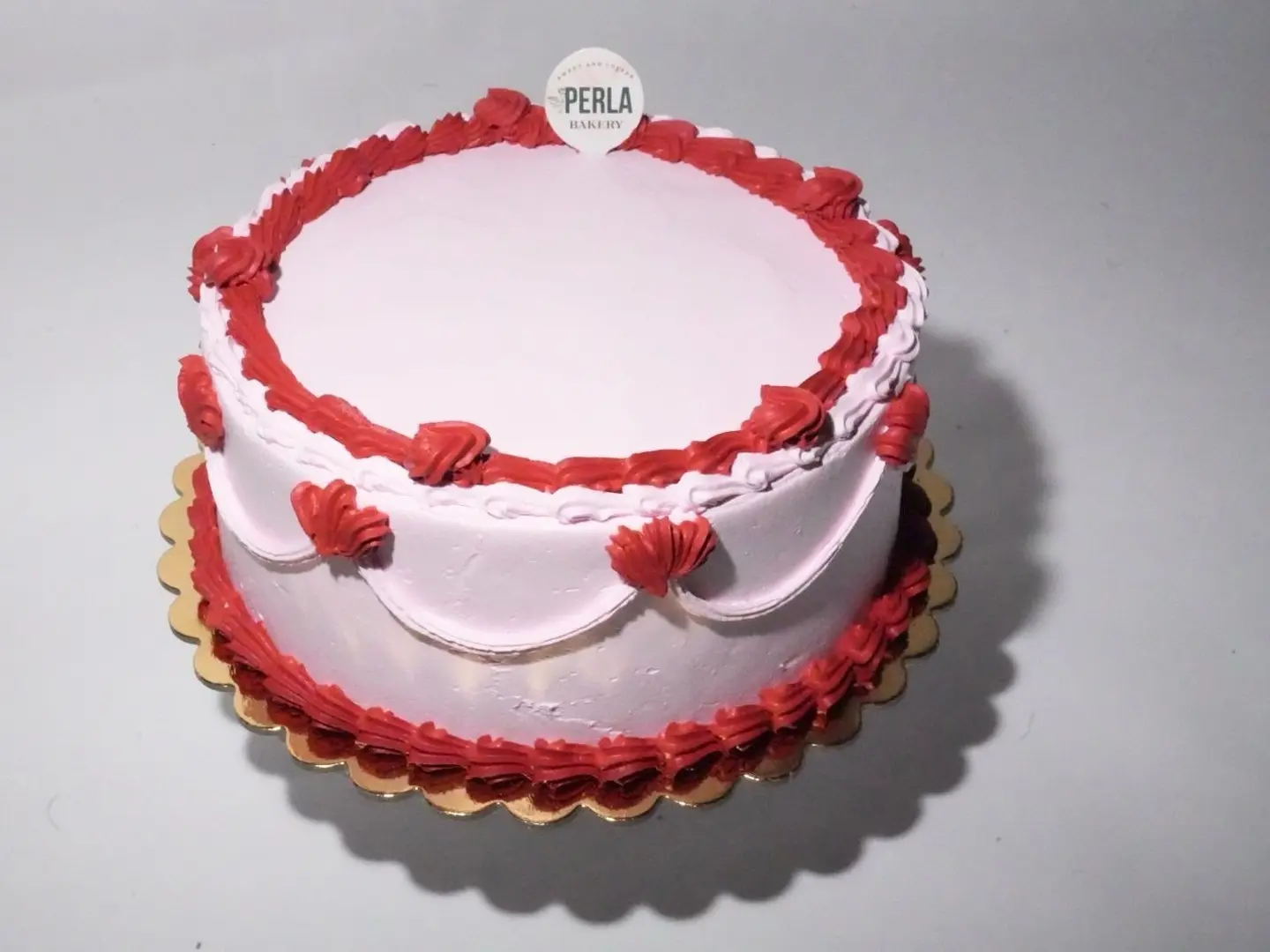 Cake With Raspberry Filling - Size 18