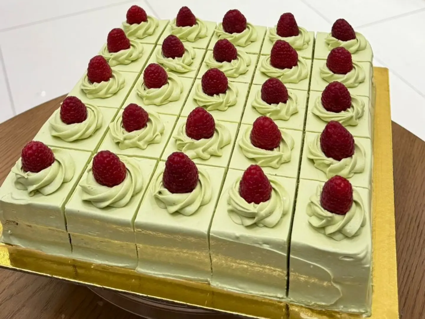 Pistachio Cake