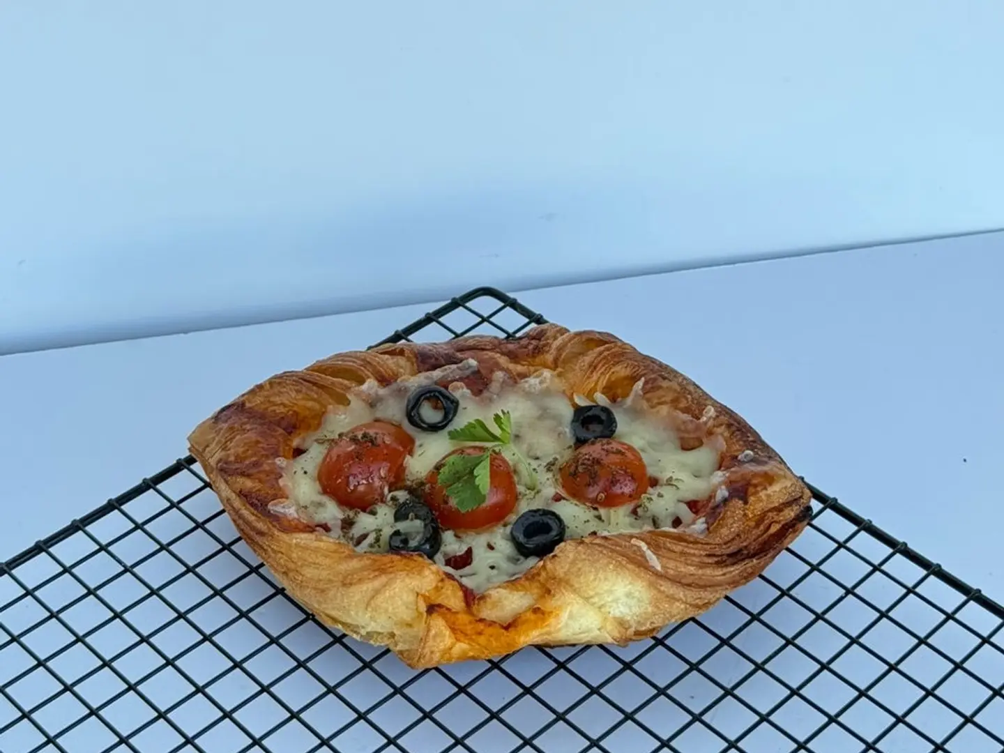 دانيش البيتزا بالطماطم