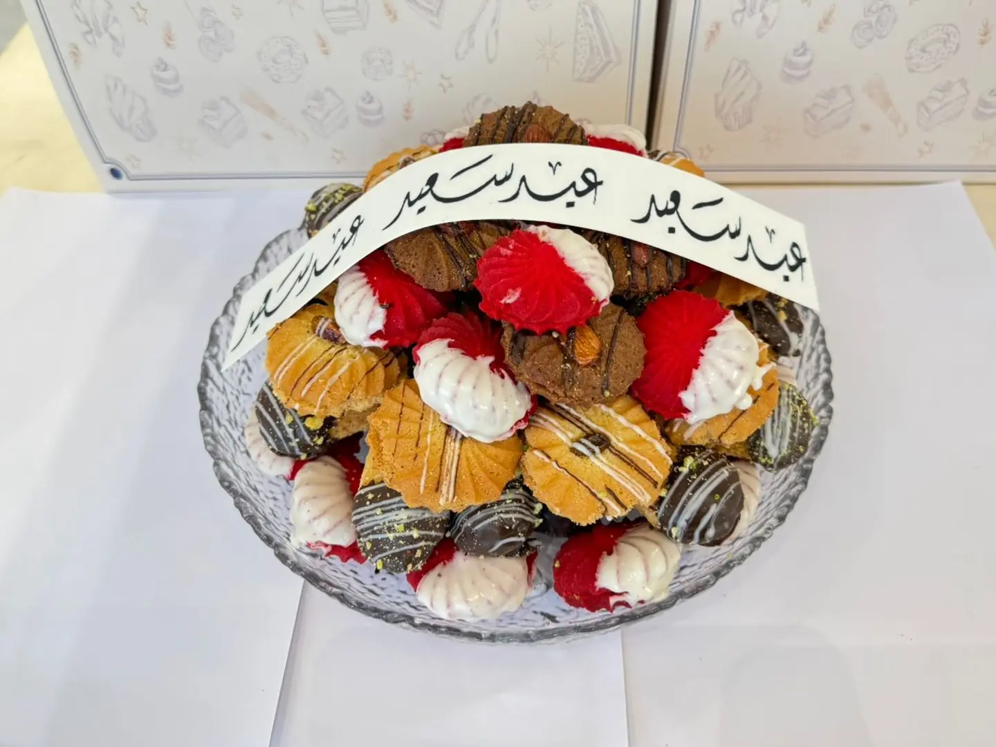 طبق بيتفور كبير منوع