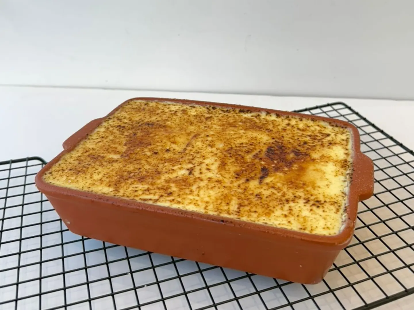 ام على فخار حجم كبير