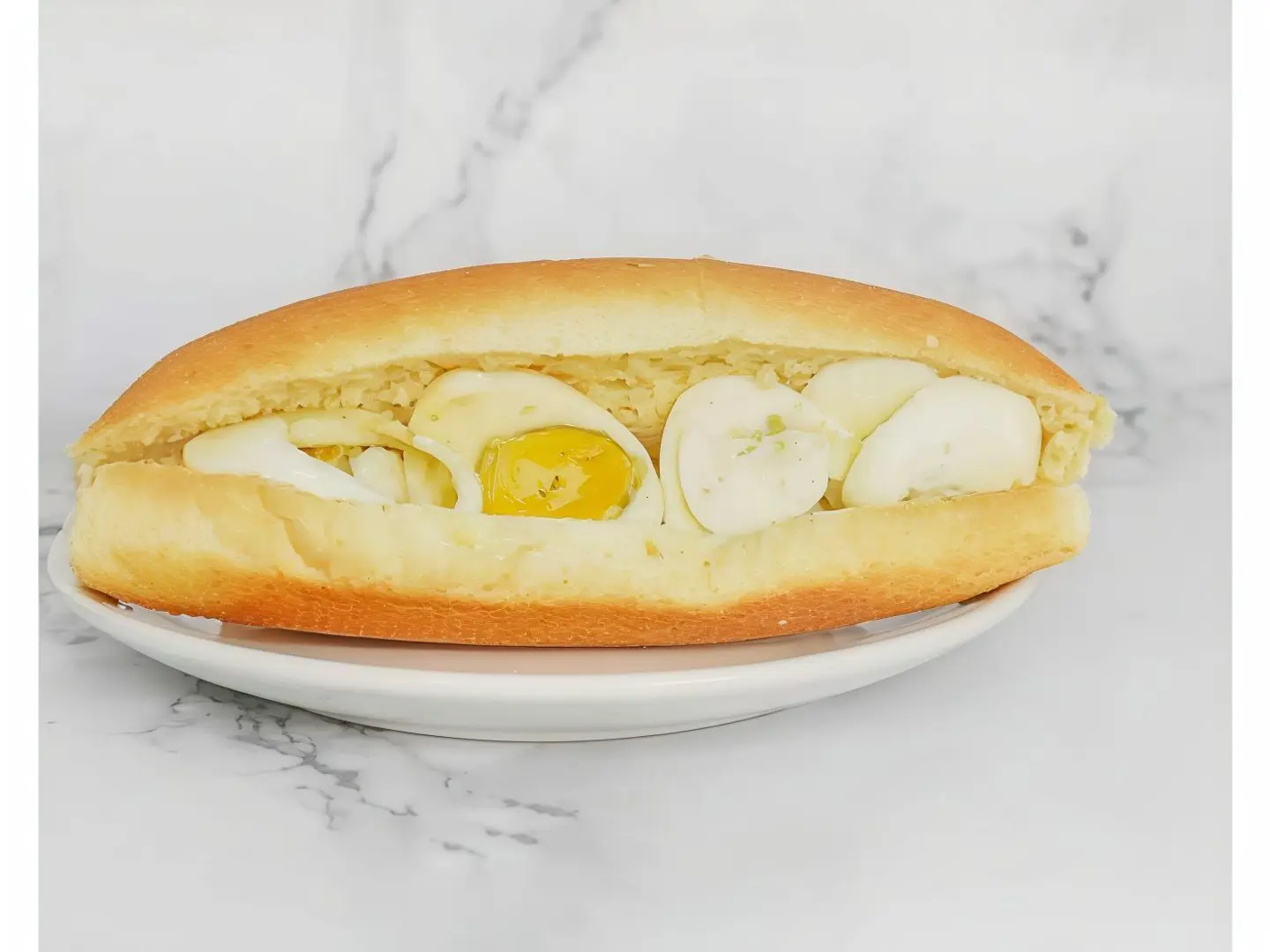 ساندوتش بيض مسلوق