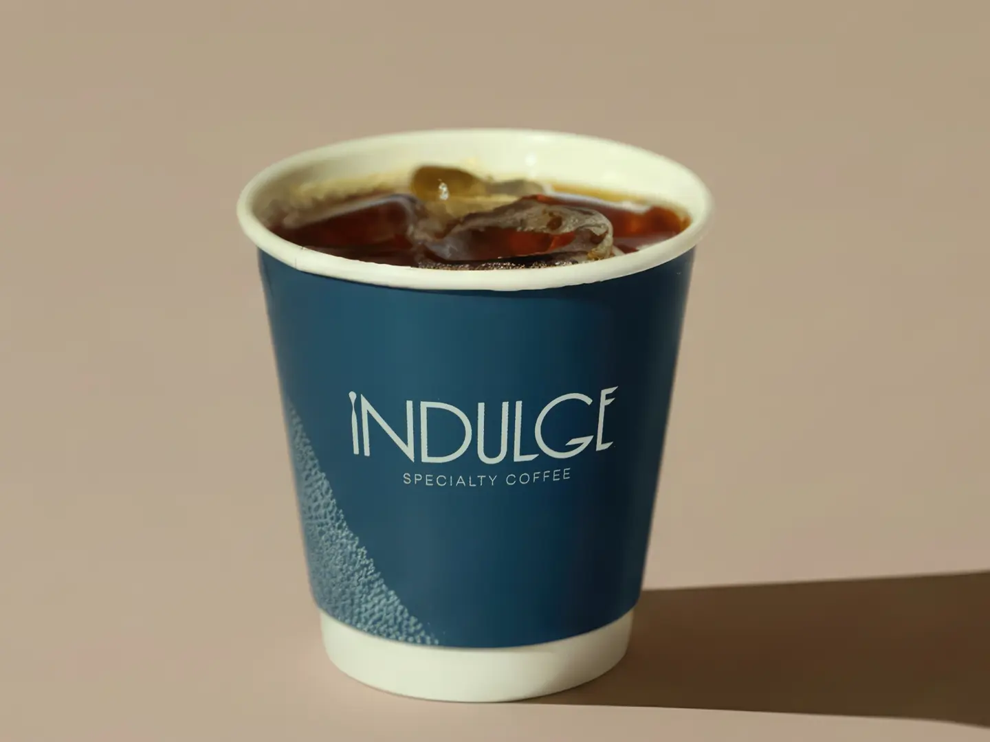 قهوة اليوم بارد صغير