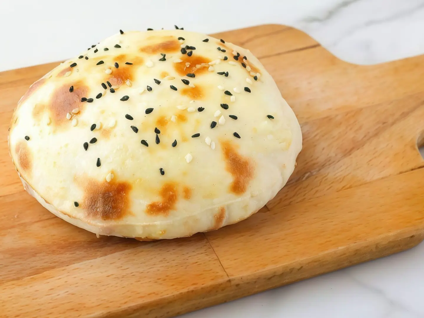 Round Halloumi Cheese And Vegetables