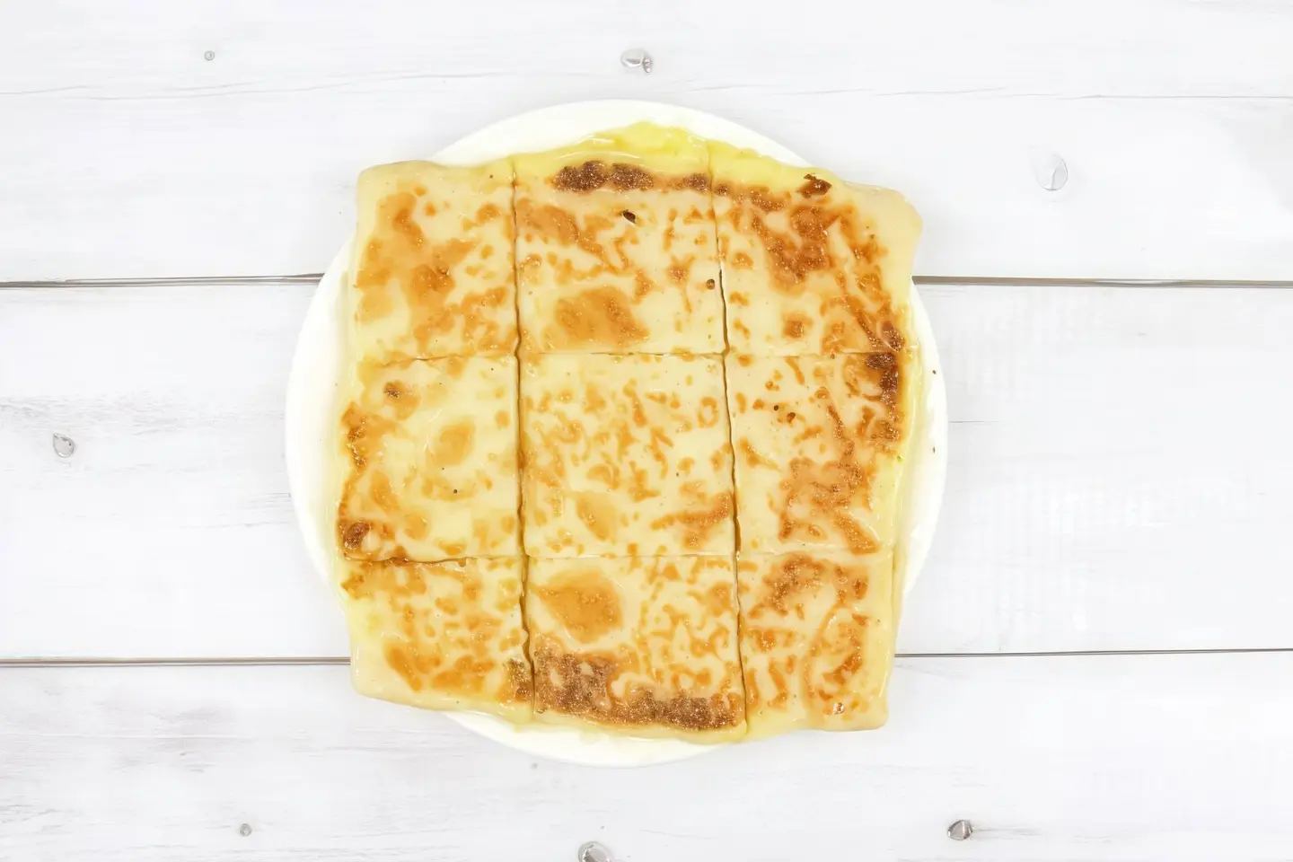 Sweet Mutabbak With Banana And Cream