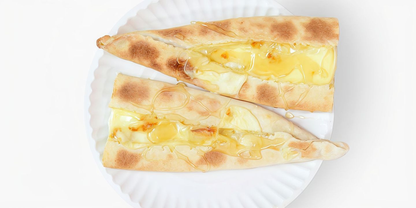 لبنة مع العسل