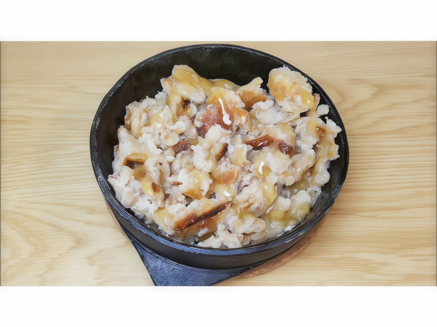 رطب قشطة وعسل