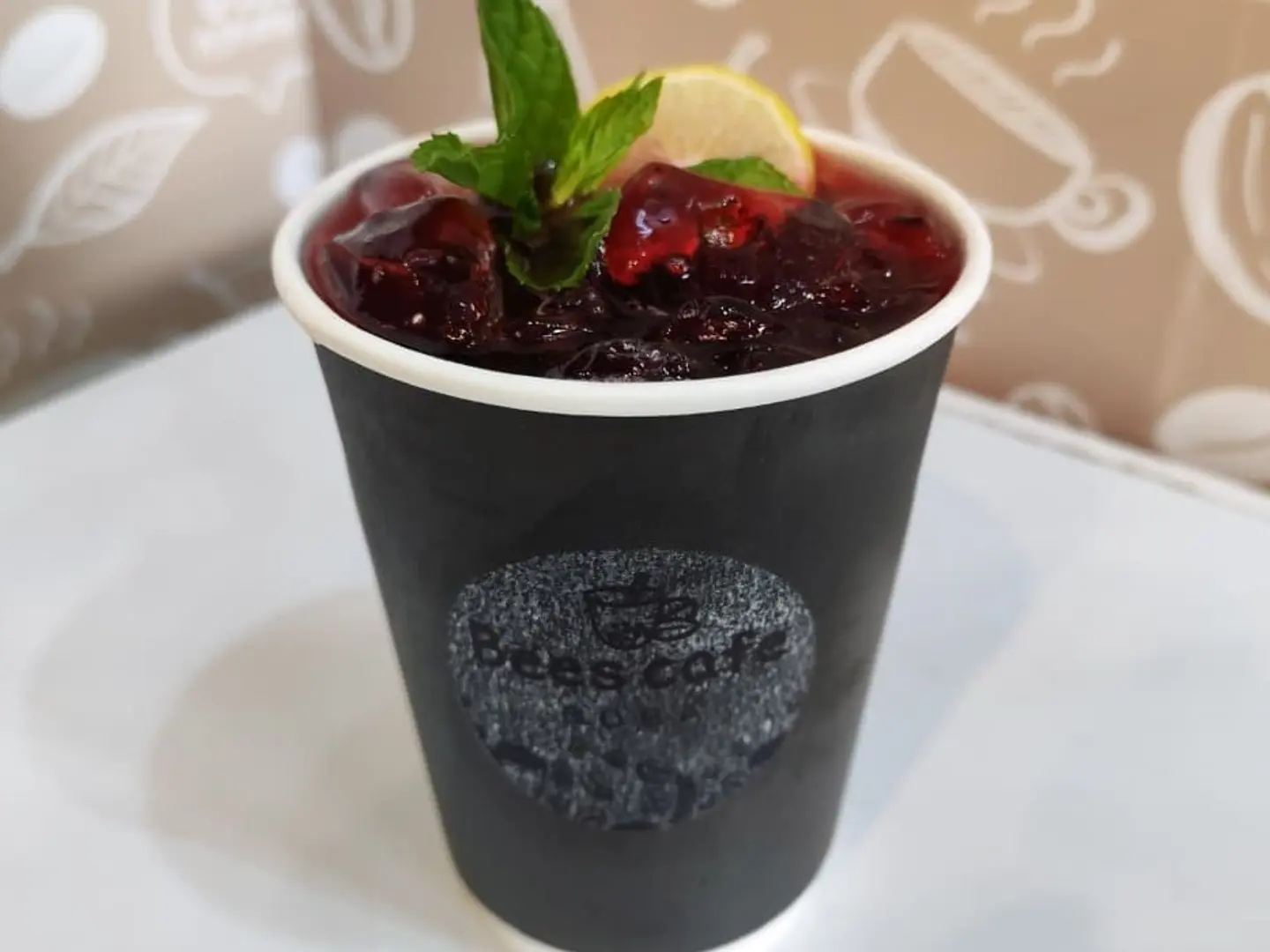 4 اكواب كركدية بيس