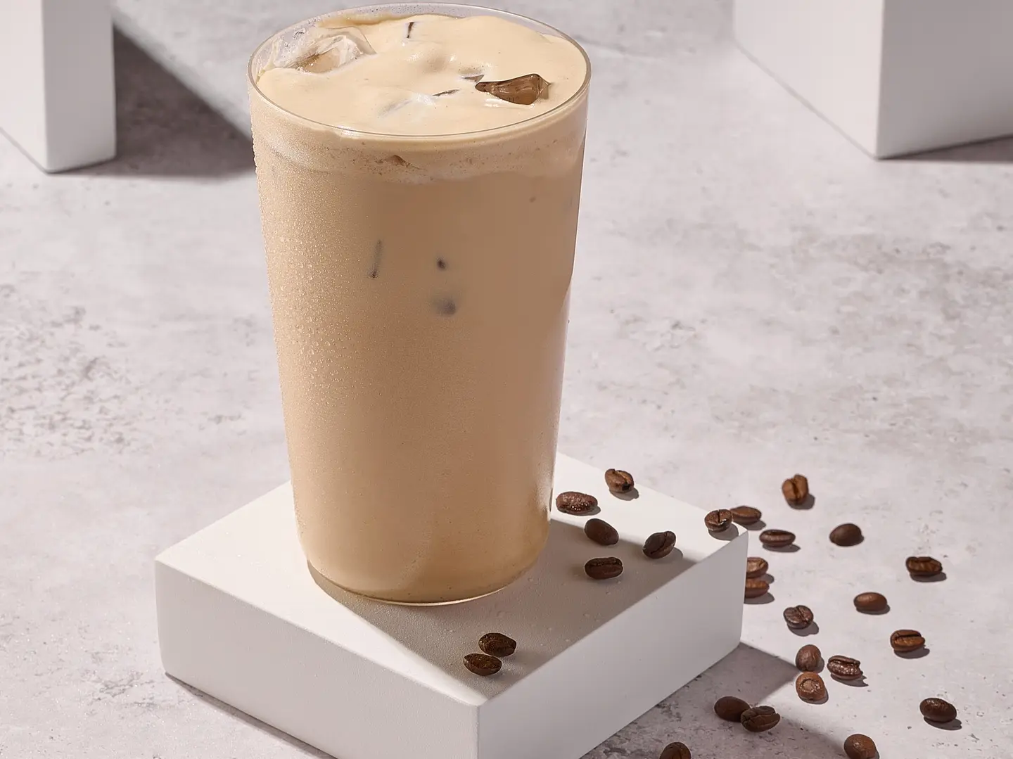 Longshot Hazelnut Ice Shaken Large