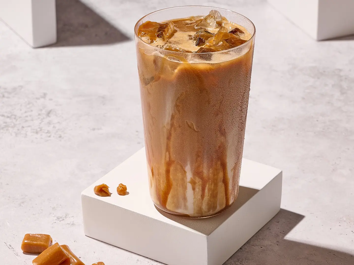 Iced Caramel Macchiato Large