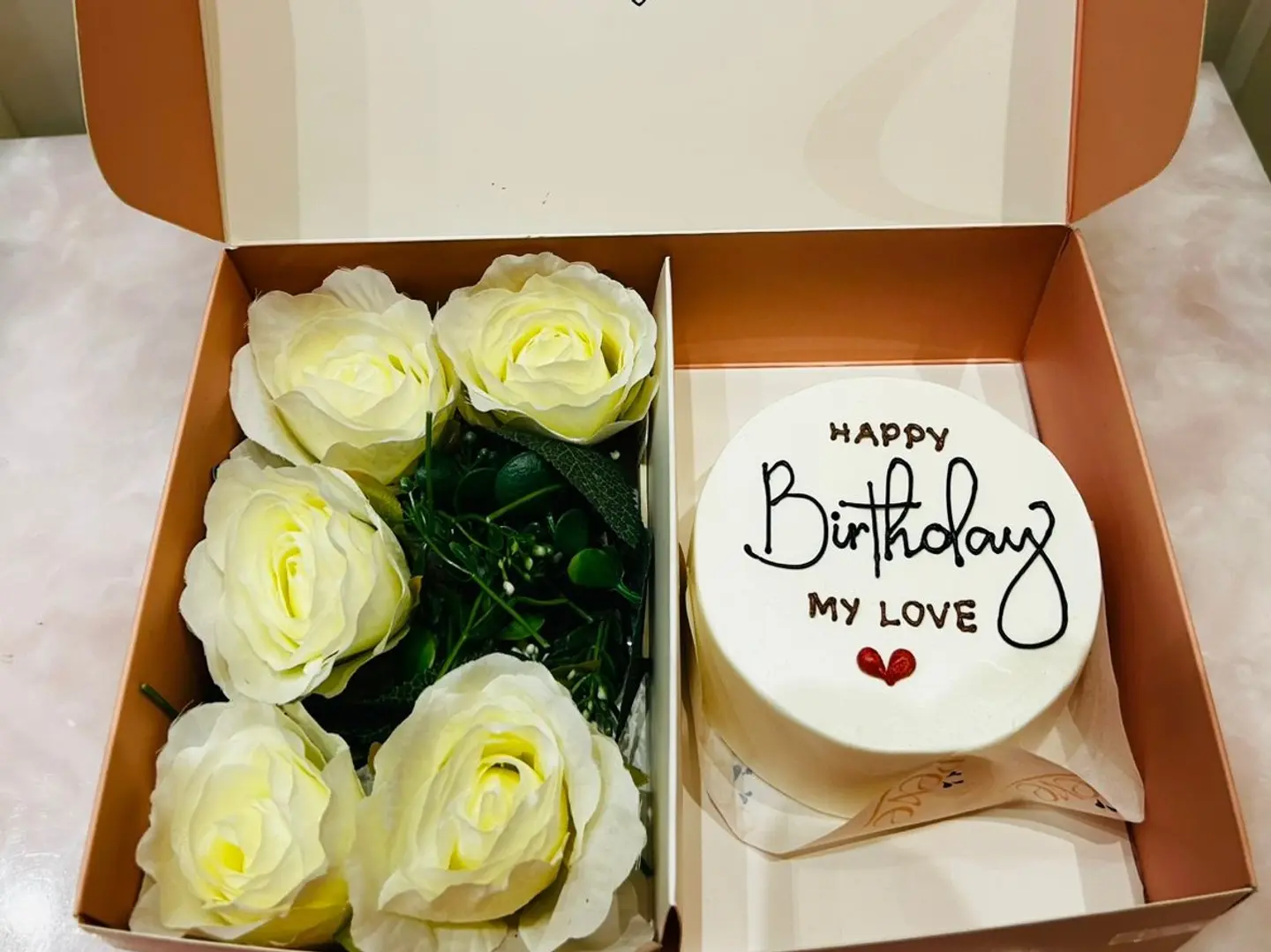 كعكة عيد ميلاد - 18 حجم صغير